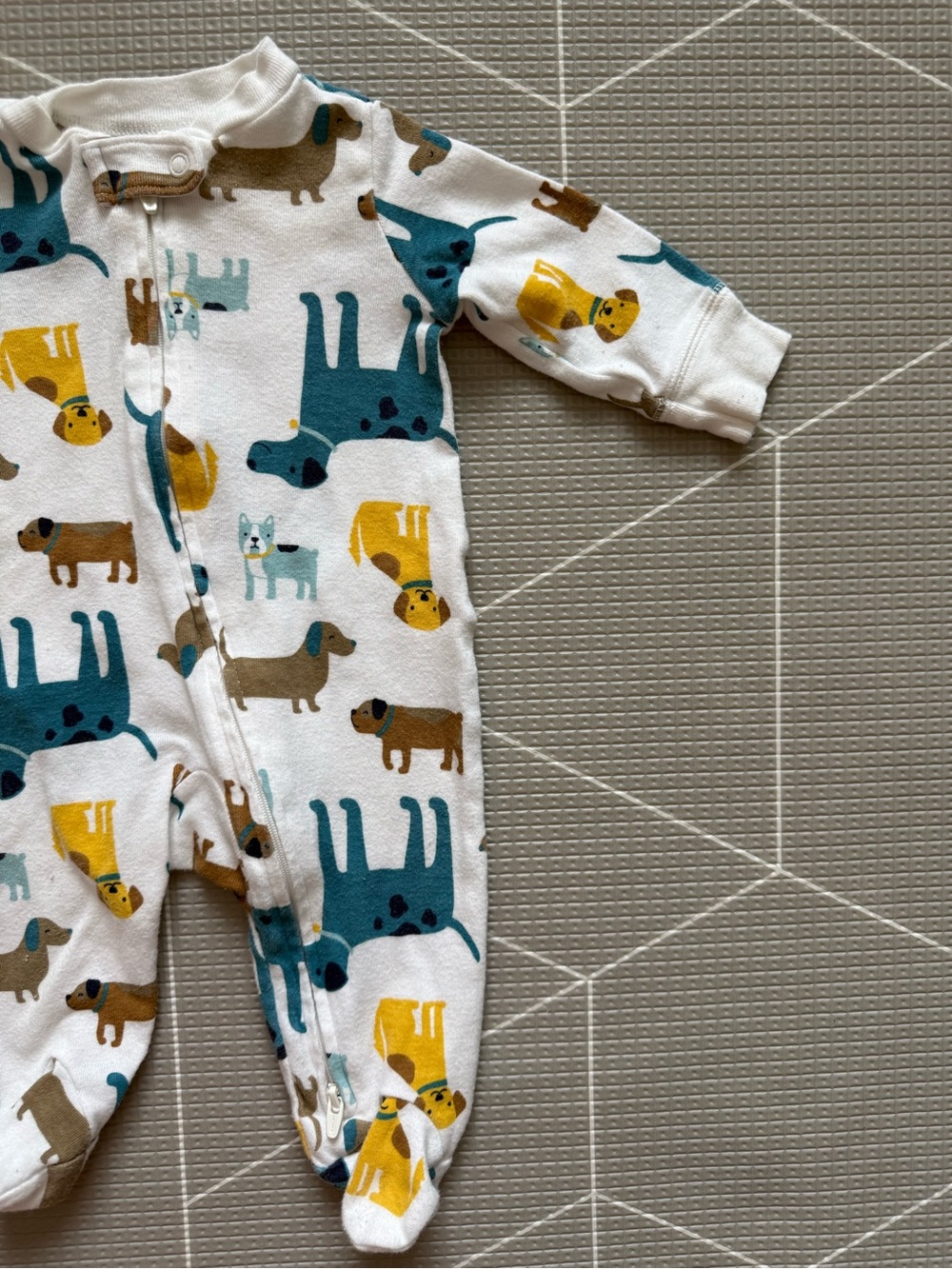 Unbranded White Baby One-Piece with Dog Print